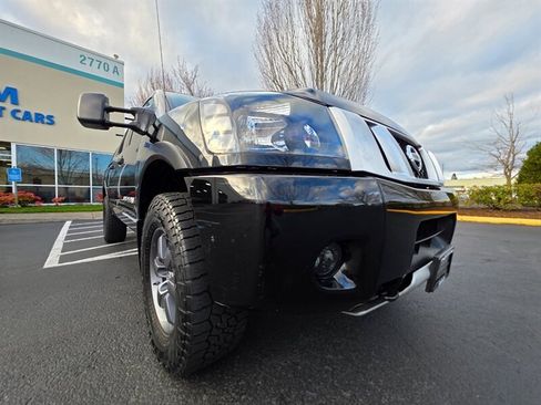Used 2014 Nissan Titan PRO-4X image 10
