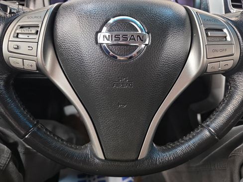 Used 2013 Nissan Altima 2.5 SV image 44