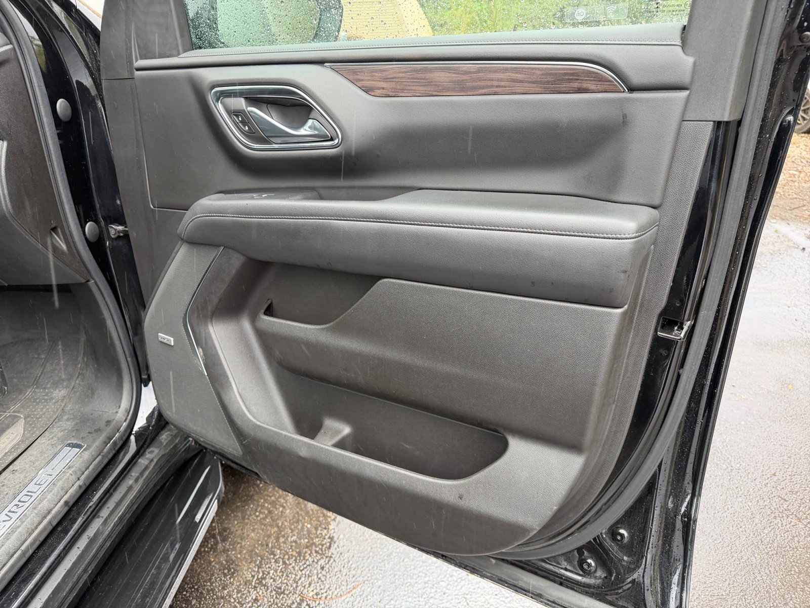 Used 2021 Chevrolet Tahoe LT AWD/4WD image 17
