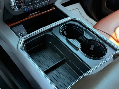 Used 2019 Ford F250 King Ranch w/ Chrome Package image 31