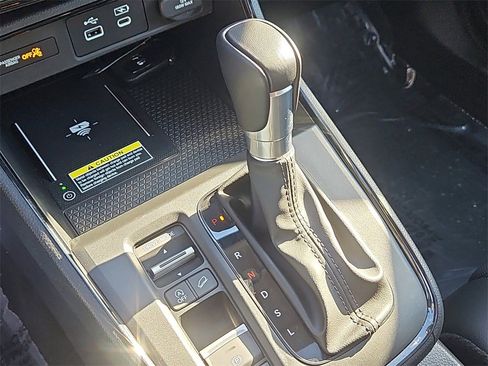 Used 2024 Honda CR-V EX-L image 27