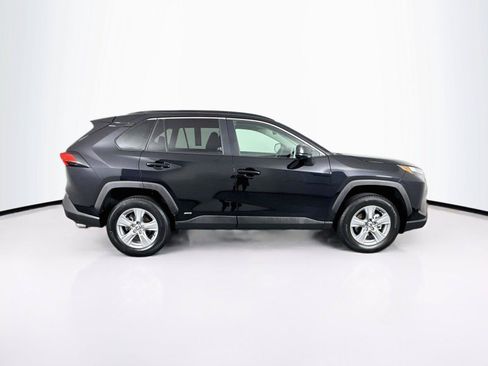 Certified 2025 Toyota RAV4 LE AWD/4WD image 10