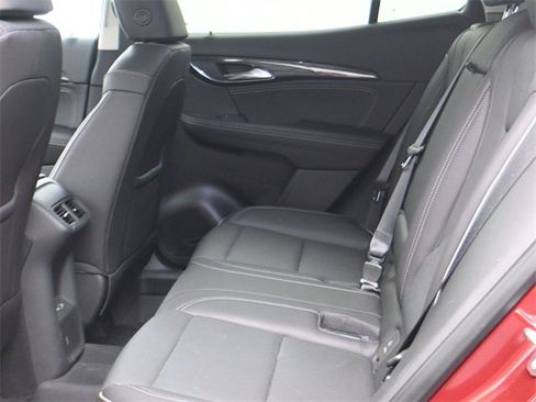 Used 2023 Buick Envision Essence image 22