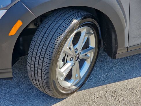 Certified 2023 Hyundai Kona SEL w/ Convenience Package image 33