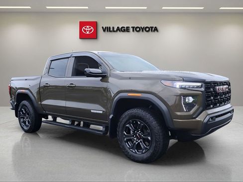 Used 2025 GMC Canyon Elevation w/ Convenience Package RWD image 7