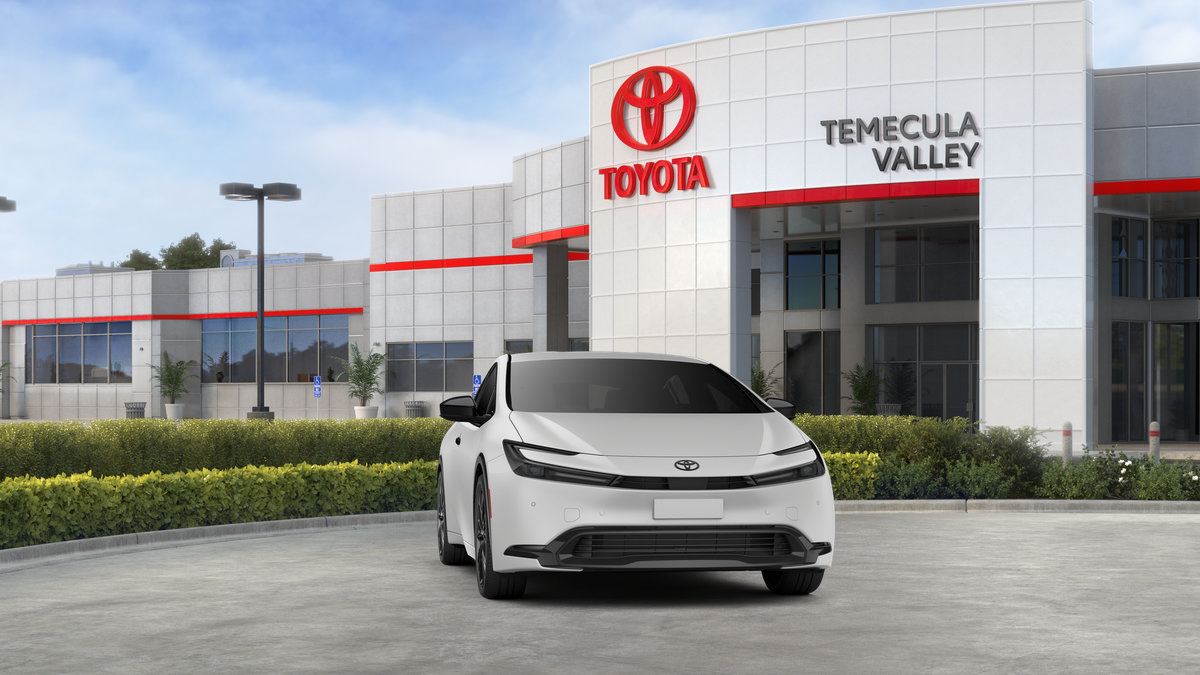 New 2027 Toyota Prius FWD image 18