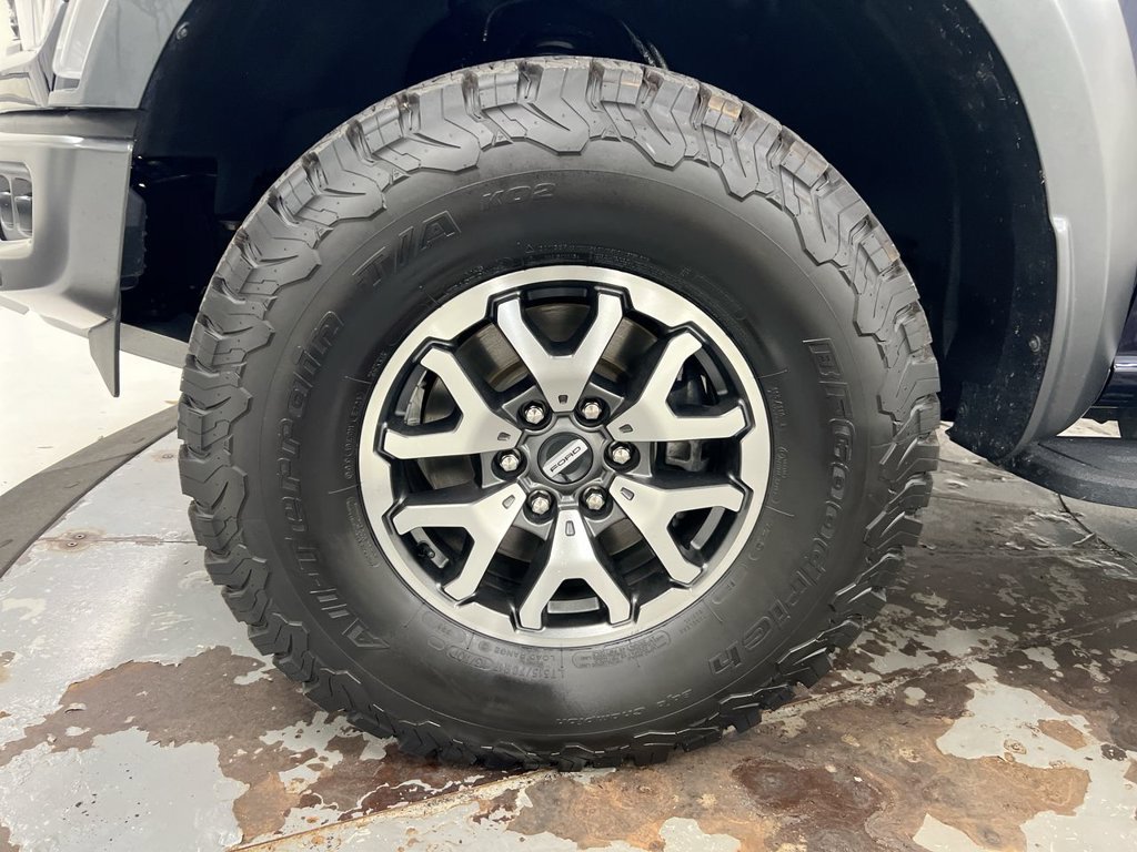Used 2022 Ford F150 Raptor w/ Equipment Group 801A High AWD/4WD image 28