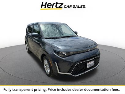 Used 2025 Kia Soul LX w/ LX Technology Package