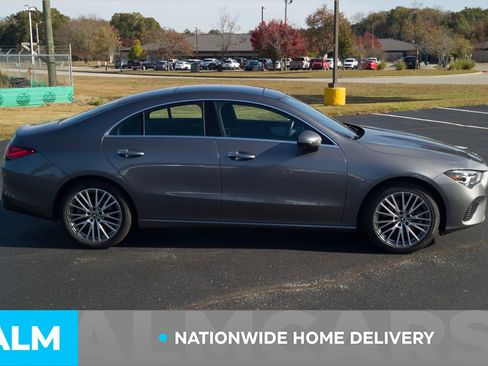 Used 2025 Mercedes-Benz CLA 250 4MATIC image 5