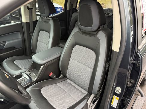 Used 2019 Chevrolet Colorado Z71 image 17