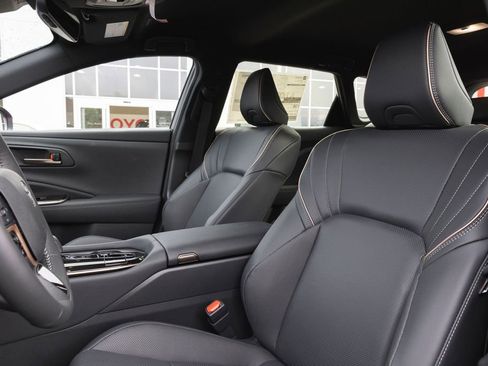 New 2026 Toyota Crown Signia image 8