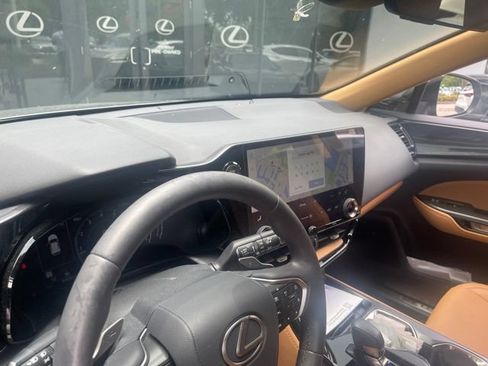 Used 2024 Lexus NX 250 FWD w/ Cold Area Package image 2