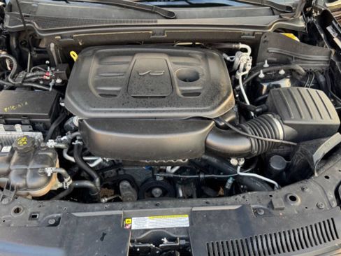Used 2018 Dodge Durango GT AWD/4WD image 32