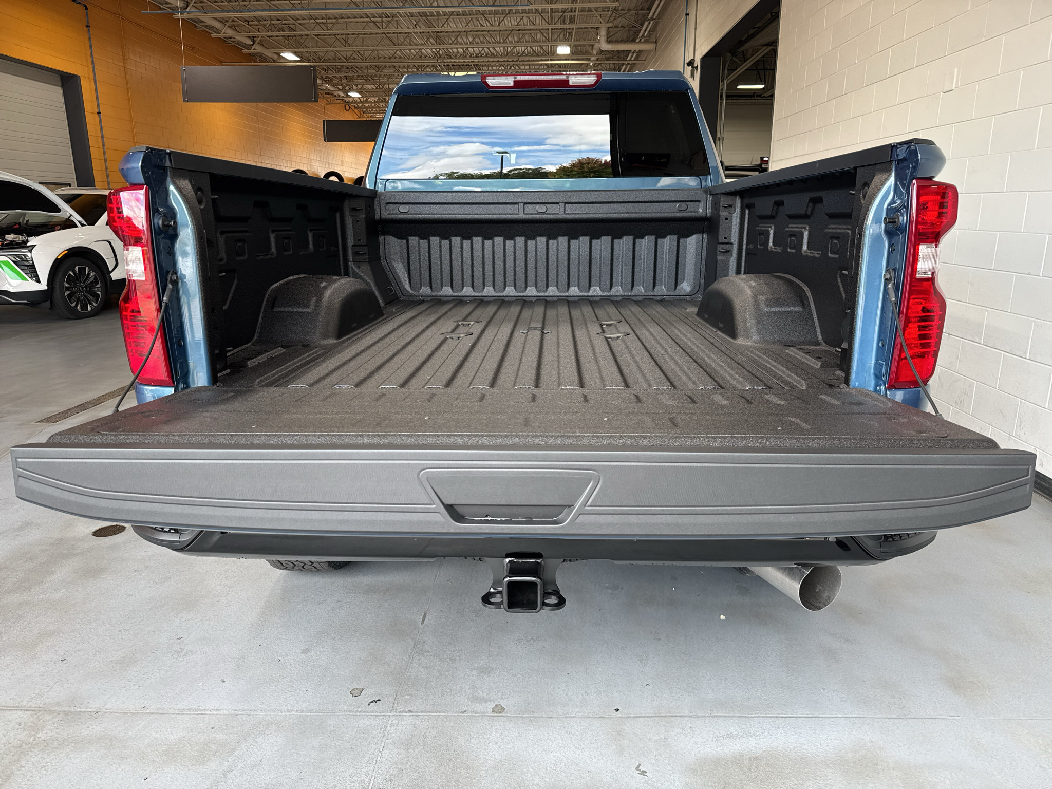 New 2026 Chevrolet Silverado 2500 Custom w/ Custom Value Package AWD/4WD image 22