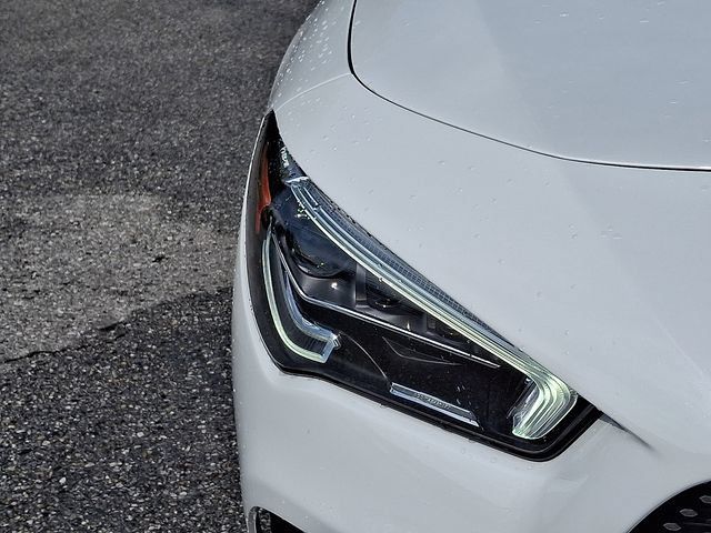 Used 2022 Mercedes-Benz CLA 250 4MATIC image 9