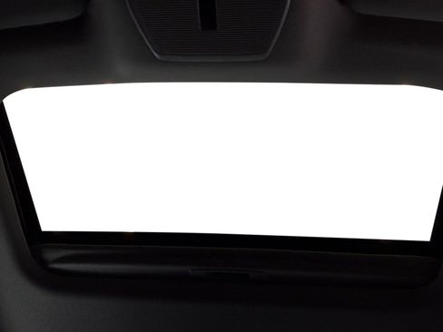 New 2027 Nissan Sentra SR w/ SR Premium Package FWD image 18