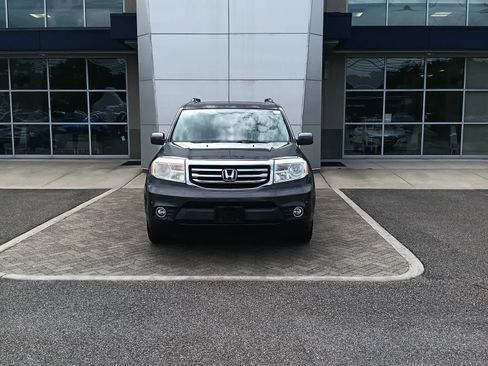 Used 2014 Honda Pilot Touring image 2