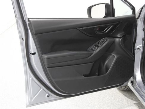 Used 2019 Subaru Impreza 2.0i image 4