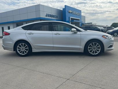 Used 2017 Ford Fusion SE w/ Fusion SE Technology Package