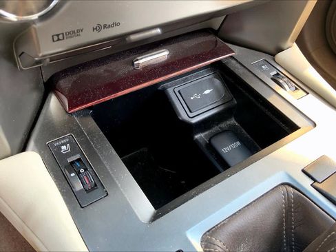 Used 2017 Lexus GX 460 Premium AWD/4WD image 35