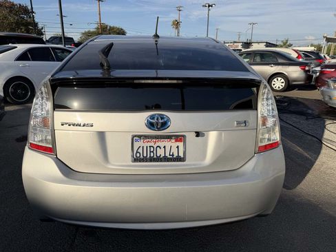 Used 2011 Toyota Prius Two FWD image 3