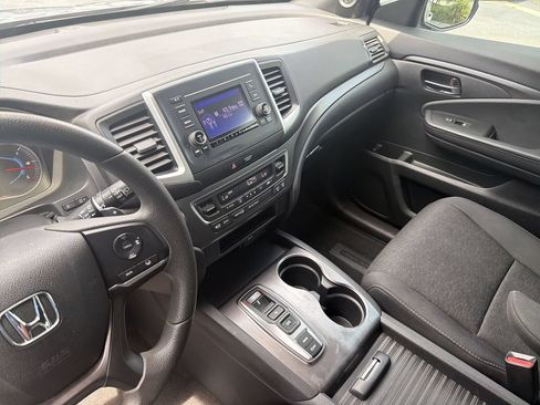 Certified 2020 Honda Passport Sport image 24