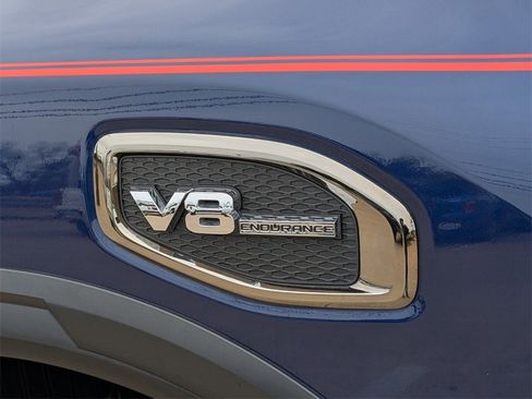 Used 2024 Nissan Titan PRO-4X w/ Pro-4x Convenience Package image 7