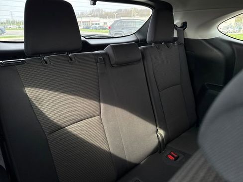 Used 2022 Toyota Highlander LE image 16