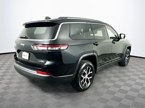 Used 2023 Jeep Grand Cherokee L Limited AWD/4WD image 12