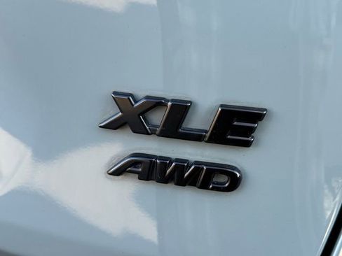 Used 2023 Toyota RAV4 XLE image 11