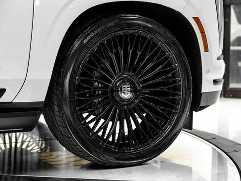 Used 2025 Cadillac Escalade Sport Platinum AWD/4WD image 78