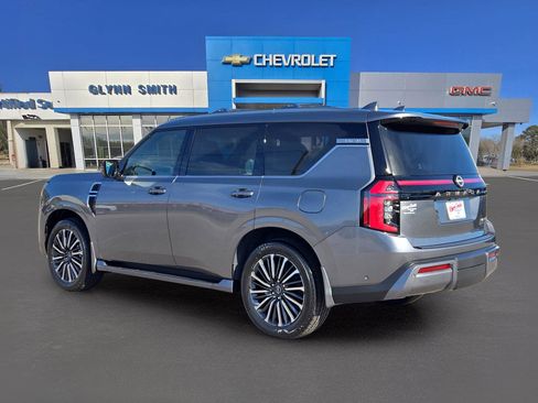 Used 2025 Nissan Armada Platinum Reserve image 11