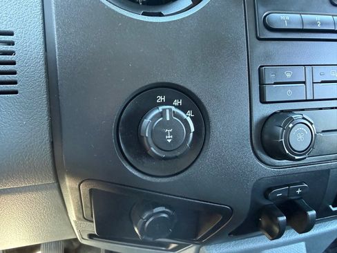 Used 2011 Ford F250 XL w/ PWR Equipment Group AWD/4WD image 30