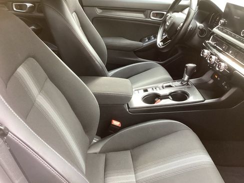 Used 2022 Honda Civic Sport image 3