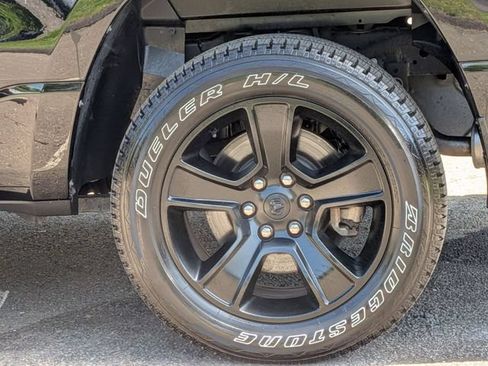Used 2023 RAM 1500 Big Horn AWD/4WD image 33