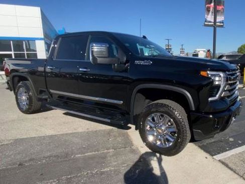 New 2026 Chevrolet Silverado 2500 High Country w/ Technology Package AWD/4WD image 2