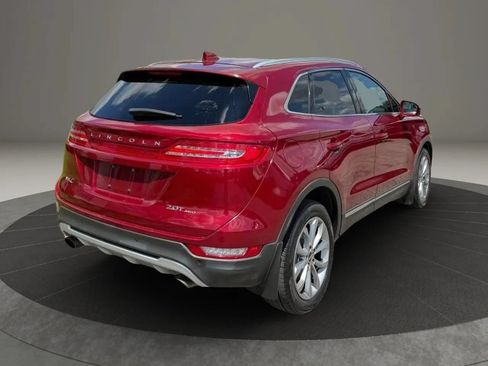Used 2017 Lincoln MKC Select w/ Select Plus Package AWD/4WD image 6