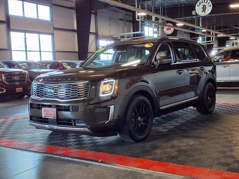 Used 2020 Kia Telluride EX w/ Towing Package image 3