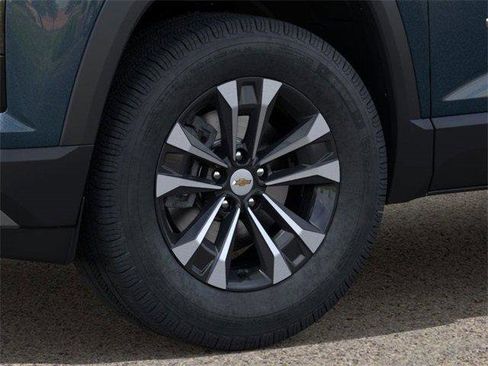 New 2026 Chevrolet Equinox LT image 9