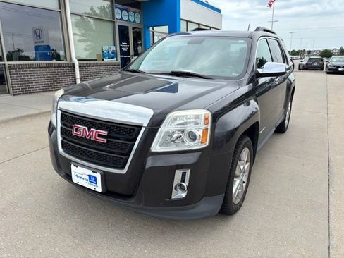 Used 2015 GMC Terrain SLE w/ Chrome Edition FWD image 1
