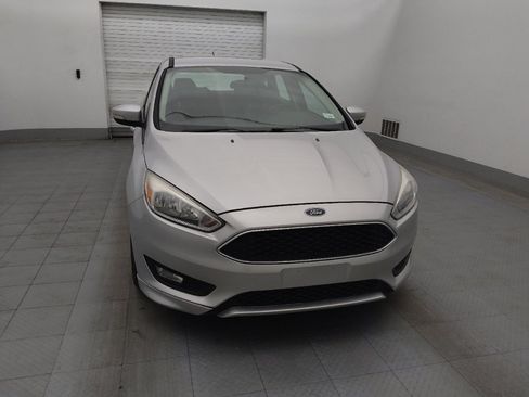 Used 2016 Ford Focus SE w/ SE Sport Package image 14
