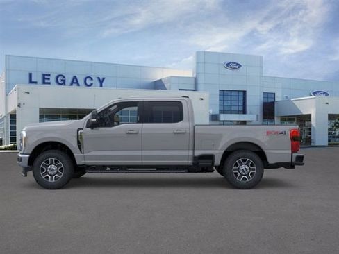 New 2026 Ford F250 Lariat w/ Lariat Premium Package image 3