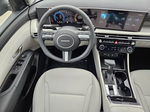 New 2026 Hyundai Tucson SEL FWD image 26