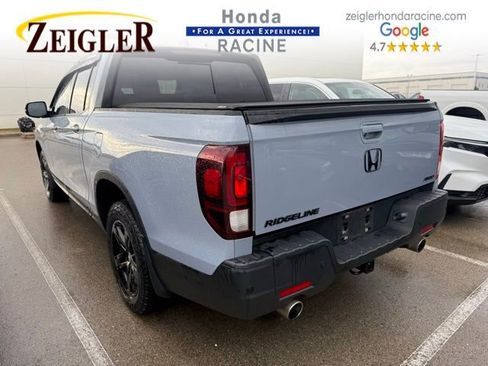 Used 2023 Honda Ridgeline Black Edition image 2