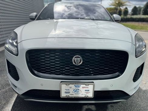 Used 2018 Jaguar E-PACE SE image 7