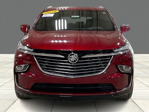 Used 2024 Buick Enclave Premium image 3