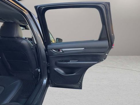 Used 2017 MAZDA CX-5 Touring w/ I-ACTIVSENSE Package image 40