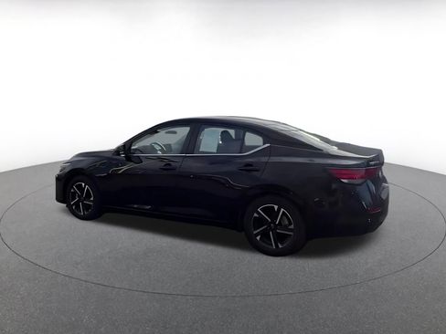 Used 2025 Nissan Sentra SV image 10