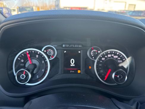 New 2026 RAM 2500 Big Horn AWD/4WD image 33