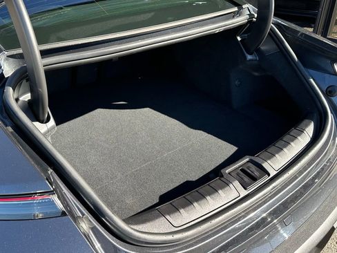 Used 2022 Porsche Taycan image 42